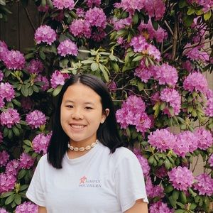 Meet your Posher, Mia